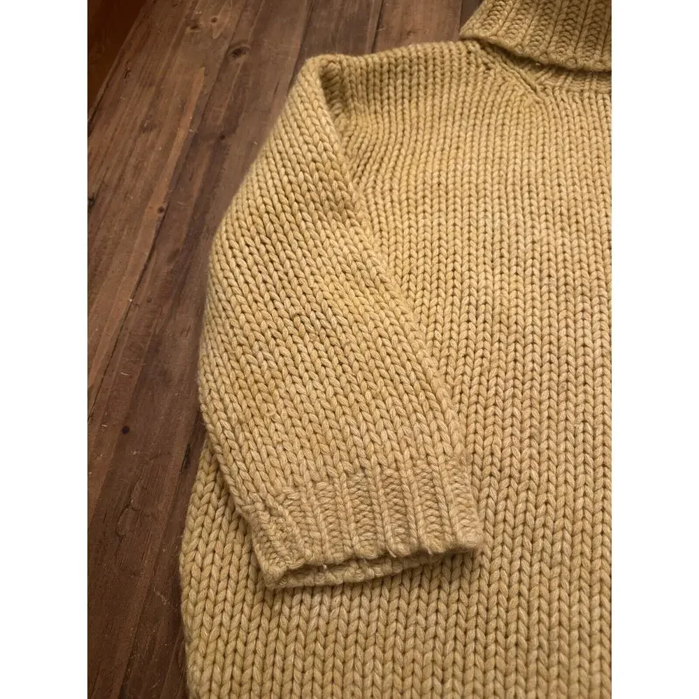 J Crew Women’s Chunky Knit Turtleneck Sweater Yellow Size Medium Oversized